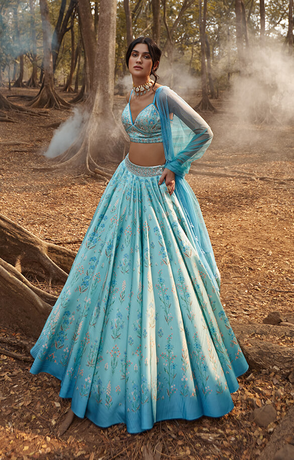 THE AQUARIUS LEHENGA 